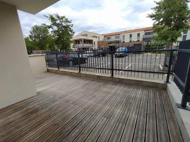 T2 EN REZ DE CHAUSSÉE AVEC TERRASSE MONDONVILLE 31700