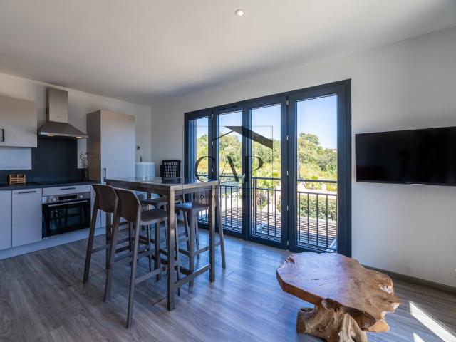 T2 Haut de Gamme avec Terrasse & Jardin Domaine 5* éco responsable proche Porto Vecchio
