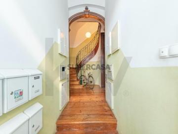 T2, Charme e Jardim junto ao Palácio de Belém!