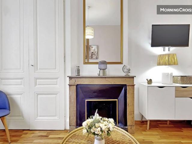 T2 Location meublée au mois Lyon 6