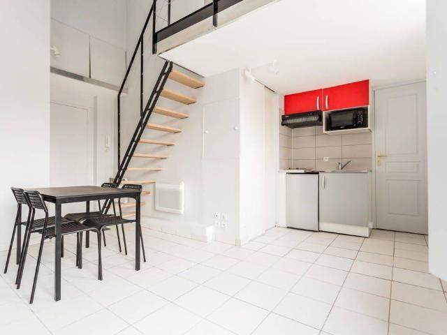 T2 Loft Duplex 30m² Aix centre ville 100m Cours Mirabeau