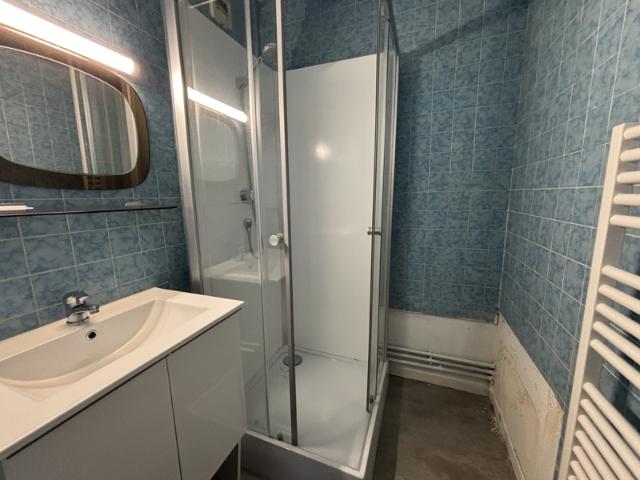 T2 lumineux de 41 m2 1er étage avec ascenseur dans résiden
