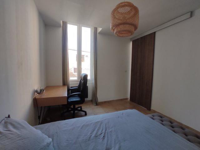 T2 Marseille 13002