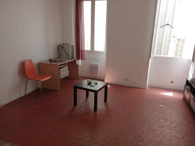 T2 Marseille 13002
