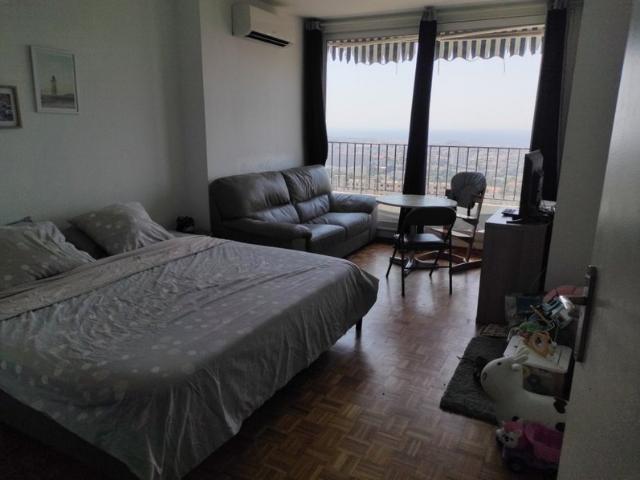T2 Marseille 13009
