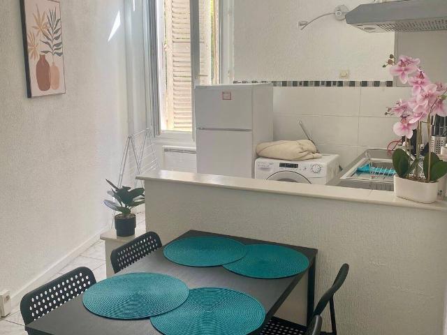 T2 meublé 32m² – Le Mourillon – 500m plages – 730 CC
