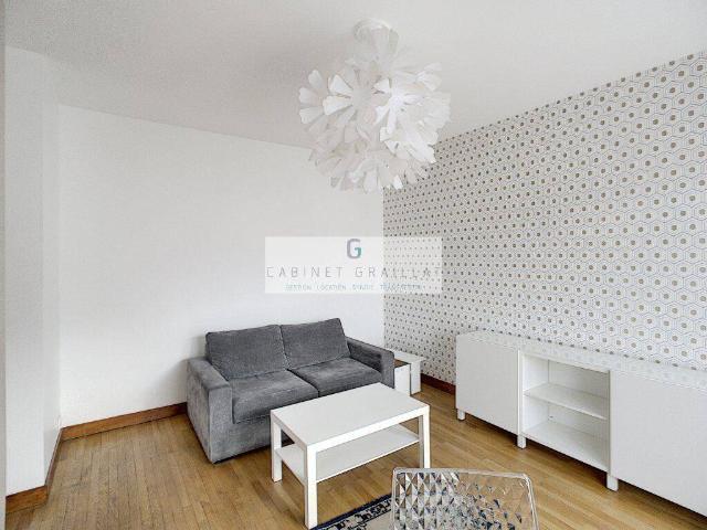 T2 MEUBLÉ 42,9 m² – CHAMBÉRY – GRENIER