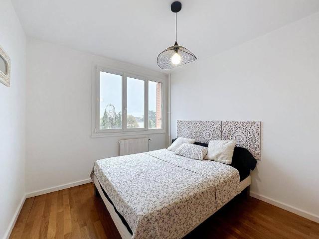 T2 MEUBLE 43 m2 69500 BRON