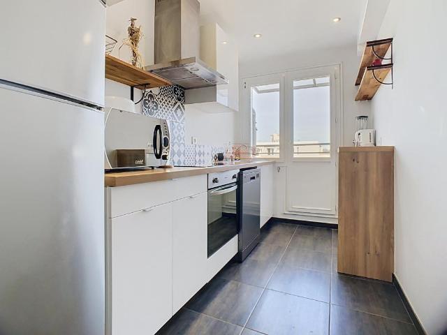 T2 – MEUBLE – 43 m² – TERRASSE – 69100 – VILLEURBANNE