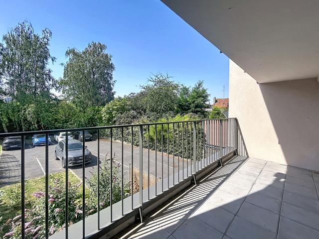 T2 Meublé 45m2 Balcon et Place de Parking