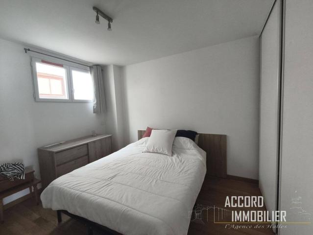 T2 MEUBLE 45M² BEZIERS CENTRE HISTORIQUE