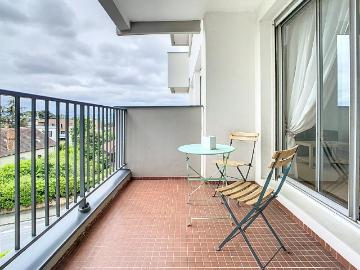 T2 – MEUBLE – 48 m2 – 69300 – CALUIRE ET CUIRE