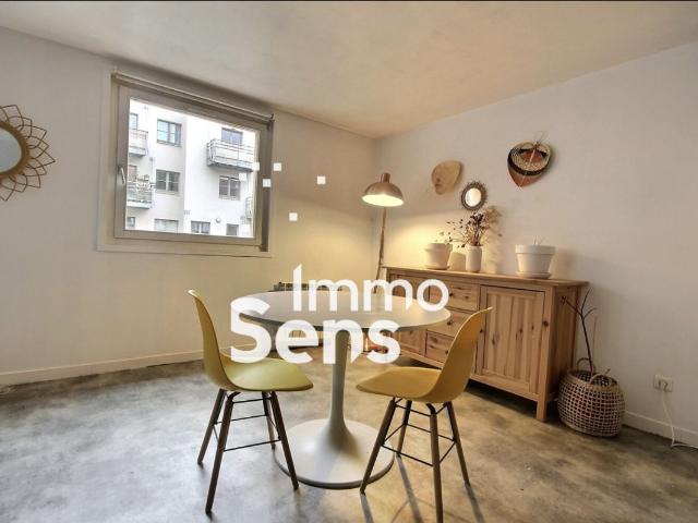 T2 MEUBLE COEUR DU VIEUX LILLE PROCHE IAE