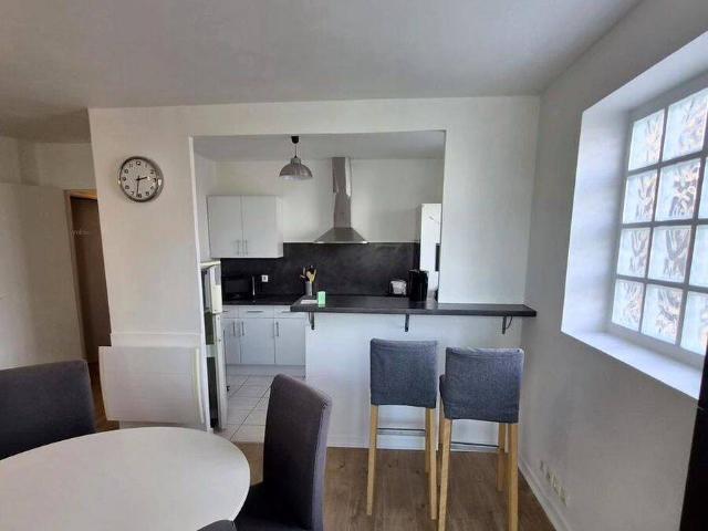 T2 meublé à Vitry sur Seine avec balcon Port à l'Anglais Parking inclus RER C à 5 min