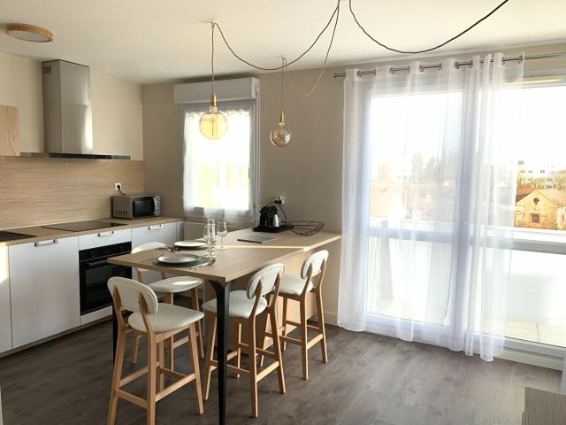 T2 meublé avec terrasse et garage, Chalon sur saone