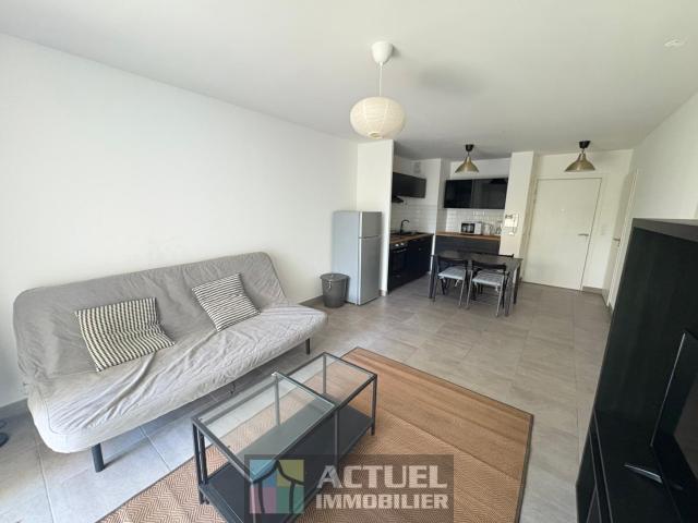 T2 meublé avec terrasse et parking POMPIGNANE