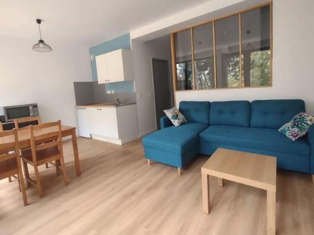 T2 récent meublé avec terrasse privée vue sur parc