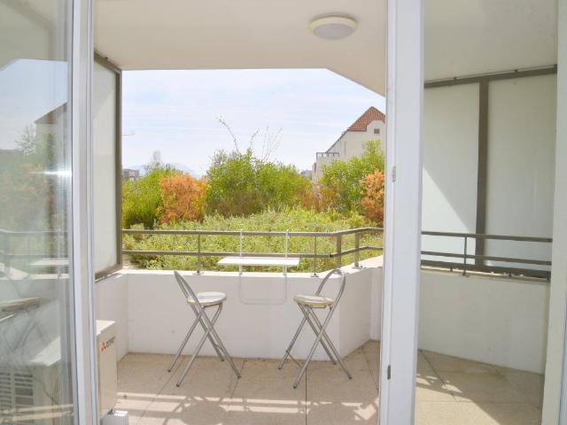 T2 MEUBLE avec terrasse Résidence récente Rouet/Cantini 8? M