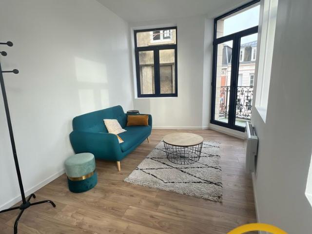 T2 MEUBLÉ DE 37M² HYPER CENTRE D'ARRAS