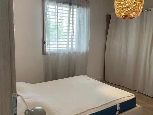 T2 meublé de 42,5 m² avec balcon, aux portes de Genève