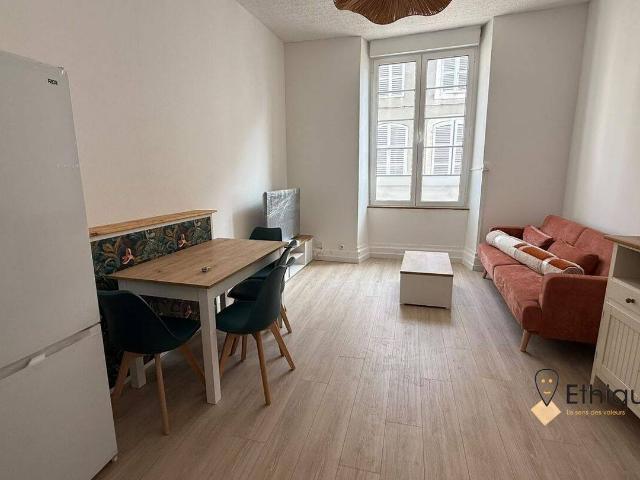 T2 meublé de 50 m², lumineux et entièrement rénové