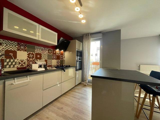 T2 meublé de 52 m² / Balcon / Grigny