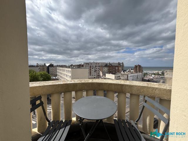 T2 meublé de standing – Vue mer – Dernier étage – Centre
