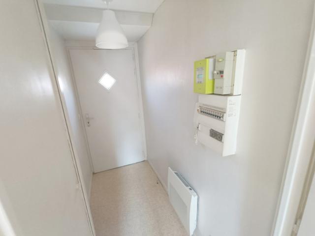 T2 meublé en duplex avec parking, quartier St Leu