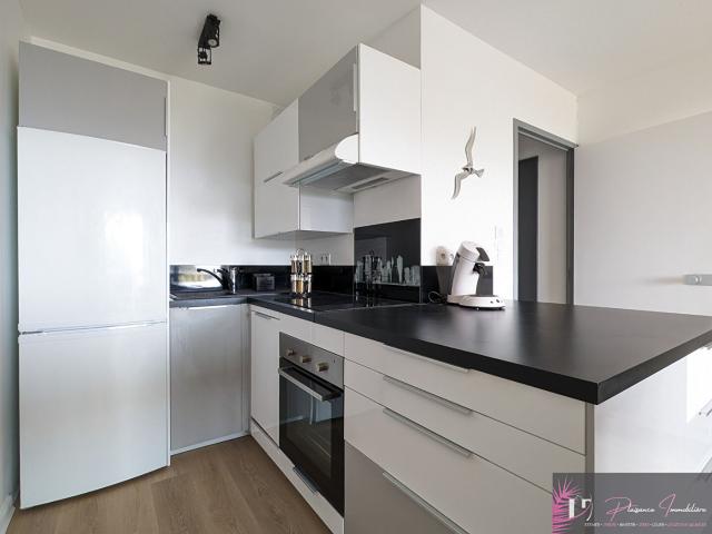 T2 MEUBLE ETUDIANT