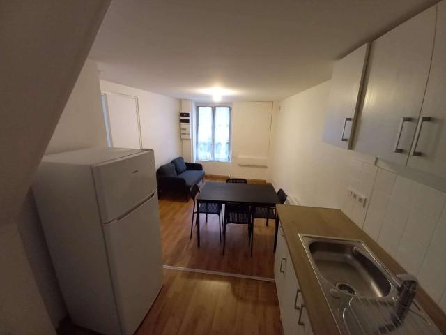 T2 meublé lumineux –63 rue de la cueille Mirebalaise Poitiers 86000