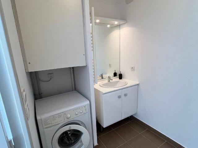 T2 meublé Lyon 3e 39 m² + balcon + box parking