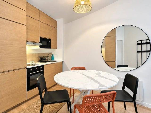 T2 MEUBLE MARSEILLE 1ER PROCHE DE LA GARE SAINT CHARLES