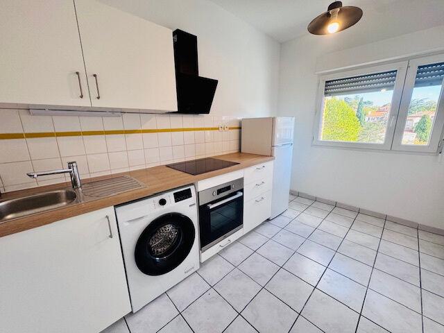 T2 MEUBLE MEDIATEHQUE