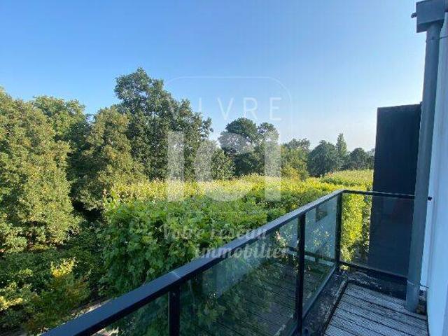 T2 MEUBLE NANTES BOULEVARD DES ANGLAIS Balcon Parking