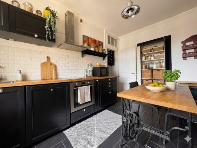 T2 MEUBLE NEUDORF