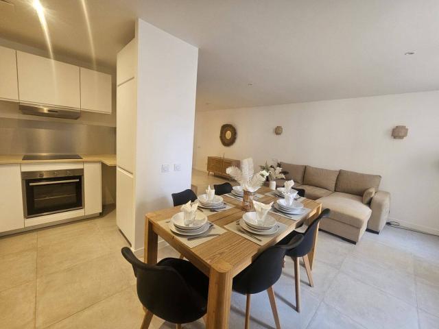 T2 MEUBLE SOUPLEX AVEC TERRASSE 13007 MARSEILLE ELIGIBLE JOY