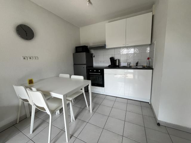 T2 MEUBLÉ SAINT QUENTIN DE BARON