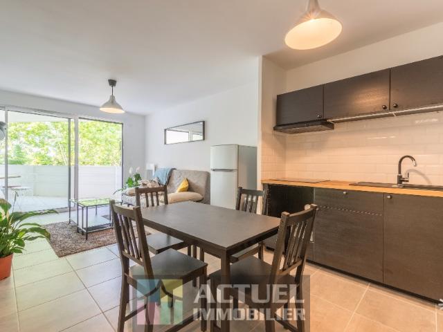 T2 MEUBLE POMPIGNANE Résidence avec piscine