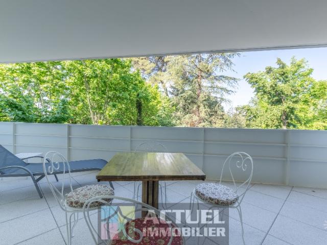 T2 MEUBLE POMPIGNANE Résidence avec piscine
