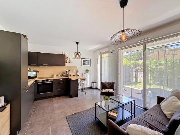 T2 – MEUBLE – RDJ – 40 M² – FLEURIEU SUR L’ARBRESLE