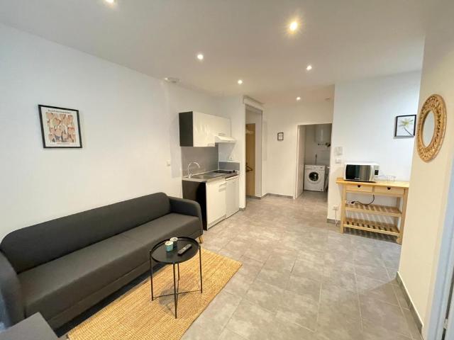 T2 MEUBLE RENOVE COTE JOLIETTE