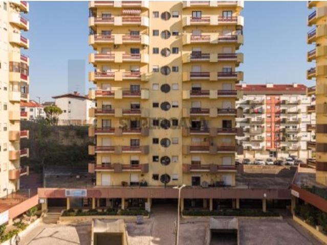 T2 na urbanização do Loreto com elevador