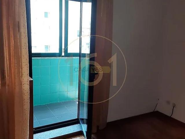 T2 na Rua da Areosa para arrendamento
