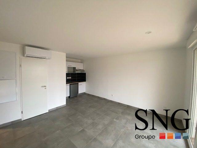 T2 NEUF AVEC TERRASSE + JARDIN ET 2 PARKINGS