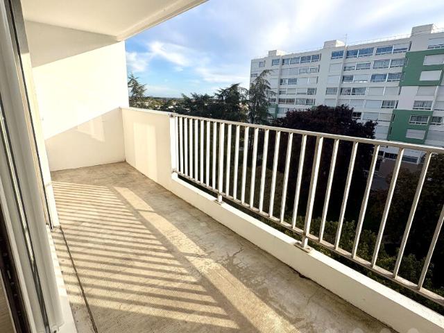 T2 NIORT 2 pièce s 45 m2