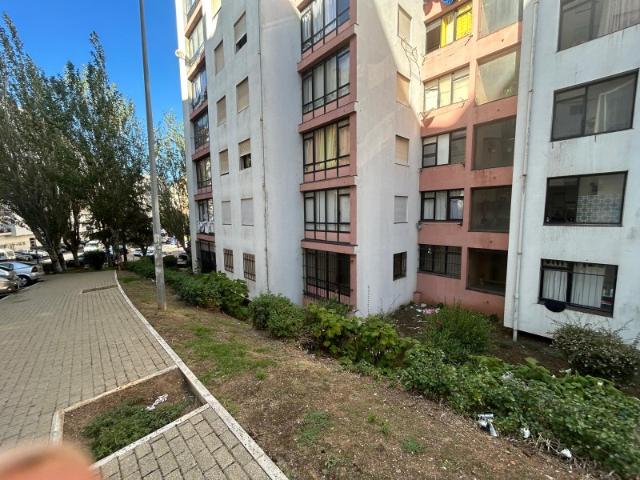 T2 no 1ºandar na Avenida da Liberdade