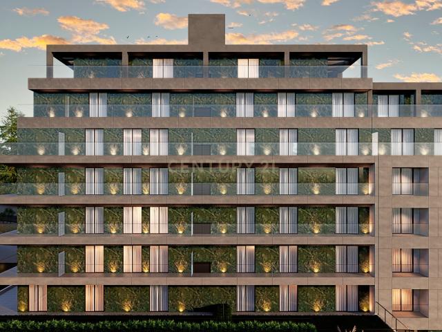 T2 no último piso com terraço de 192,95 m² e ampla garagem box | Marble Terrace