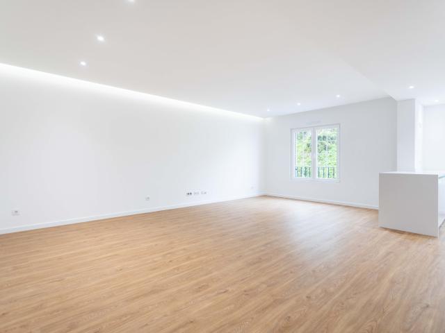 T2 no Neudel: O Apartamento dos Seus Sonhos no Coração do Futuro!