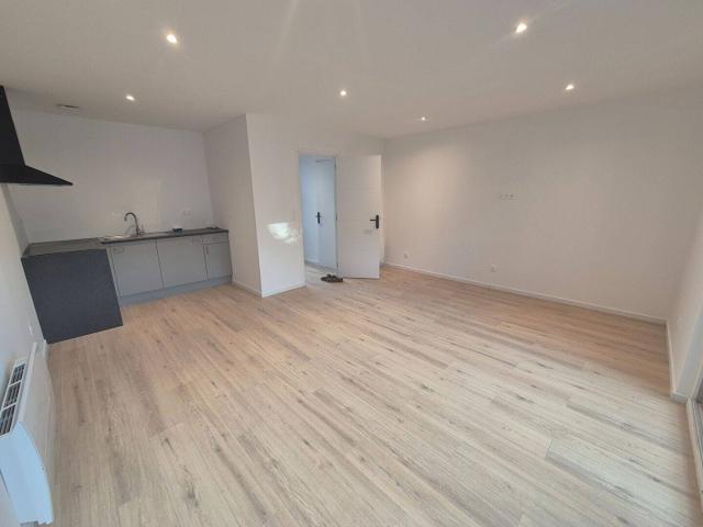 T2 non meublé de 45m² + terrasse + Parking