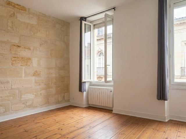 T2 NON MEUBLÉ DE 41,54 M2 QUARTIER DES CHARTRONS À BORDEAUX